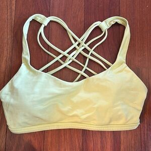Lululemon Green Sports Bra. Size 4.